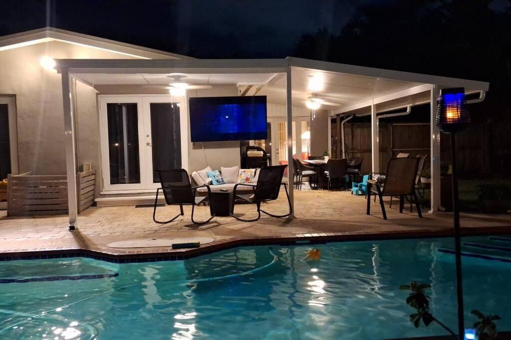 Sterling Heated Pool Village Boat Parking Wifi Bbq Family Getaway Cutler Bay Exterior photo