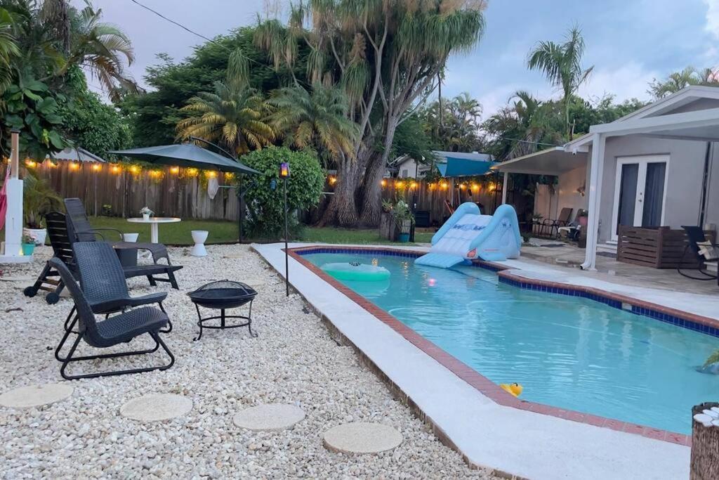 Sterling Heated Pool Village Boat Parking Wifi Bbq Family Getaway Cutler Bay Exterior photo