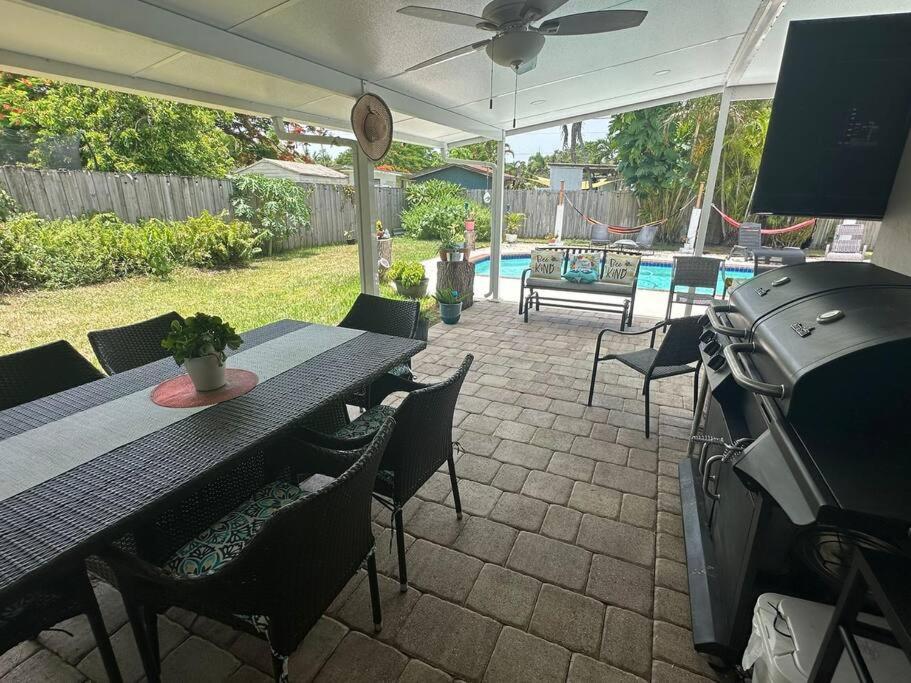 Sterling Heated Pool Village Boat Parking Wifi Bbq Family Getaway Cutler Bay Exterior photo